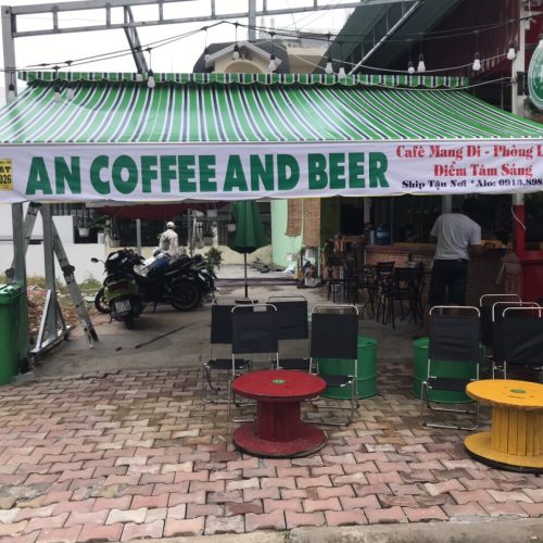 Mái hiên di động quay tay giá rẻ