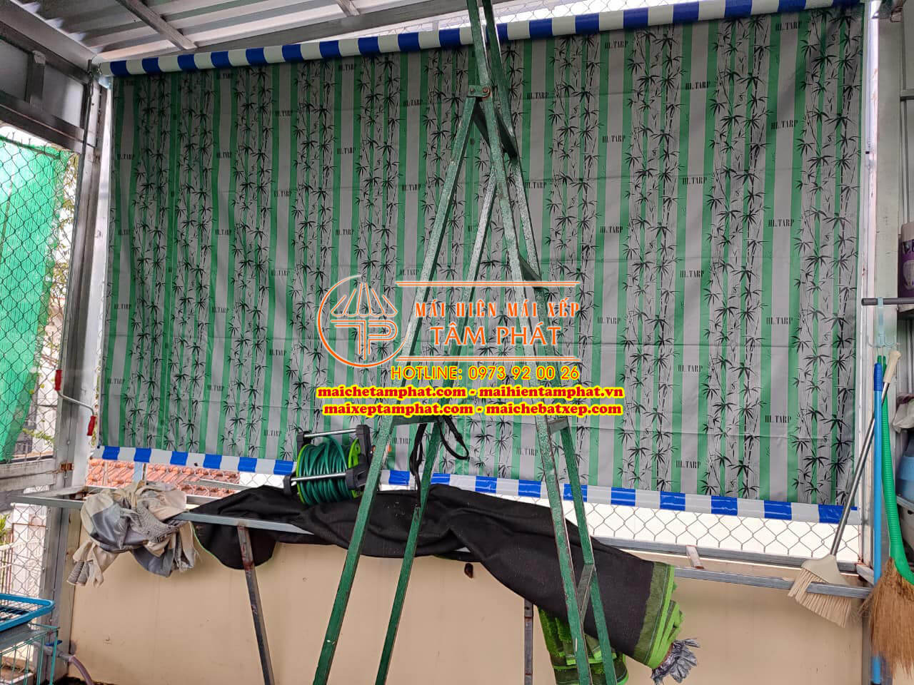 Lắp đặt bạt thả, rèm bạt che nắng tự cuốn